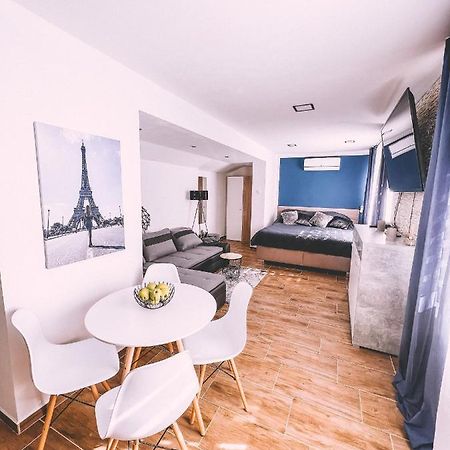 Unicorn Hrensko Apartment Екстериор снимка