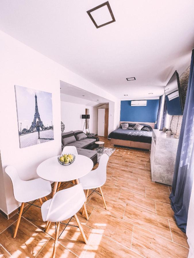 Unicorn Hrensko Apartment Екстериор снимка