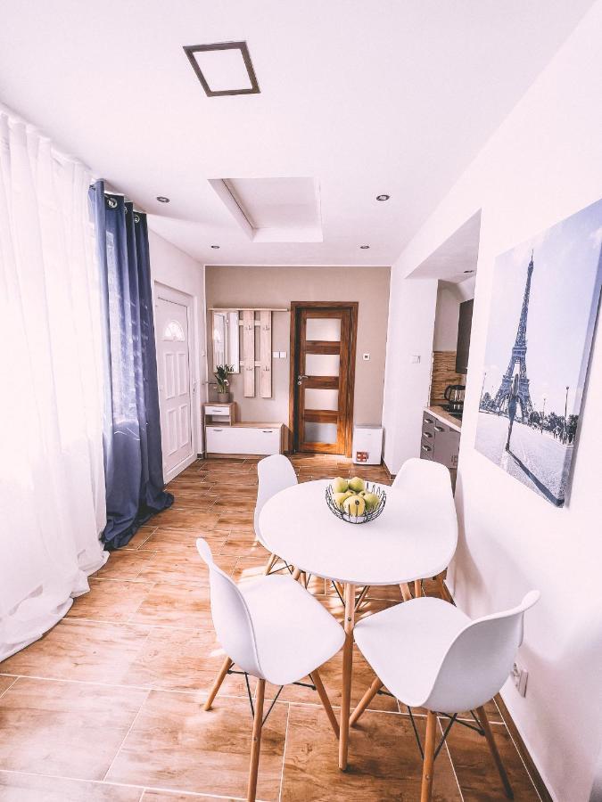 Unicorn Hrensko Apartment Екстериор снимка